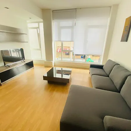 דירה Central Apartment *